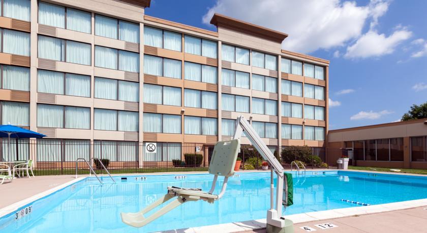 Comfort Inn Weirton Extérieur photo