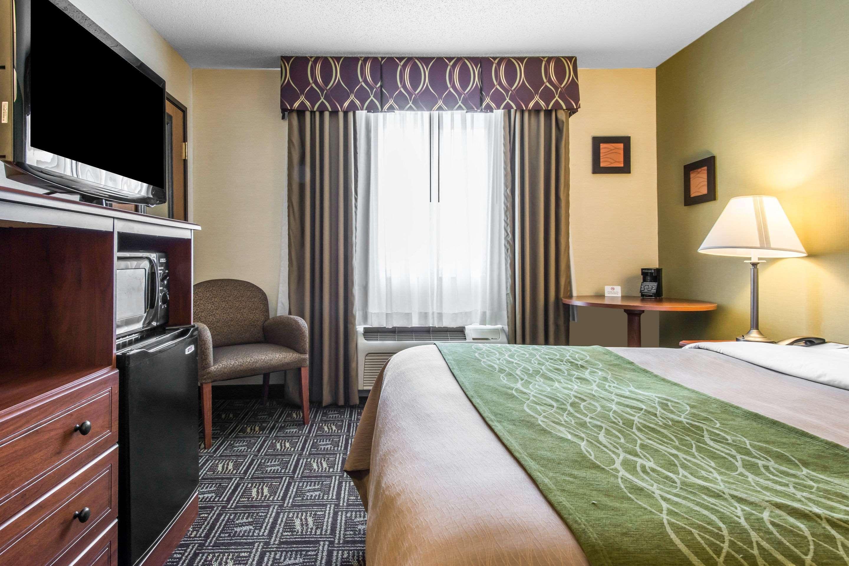 Comfort Inn Weirton Extérieur photo